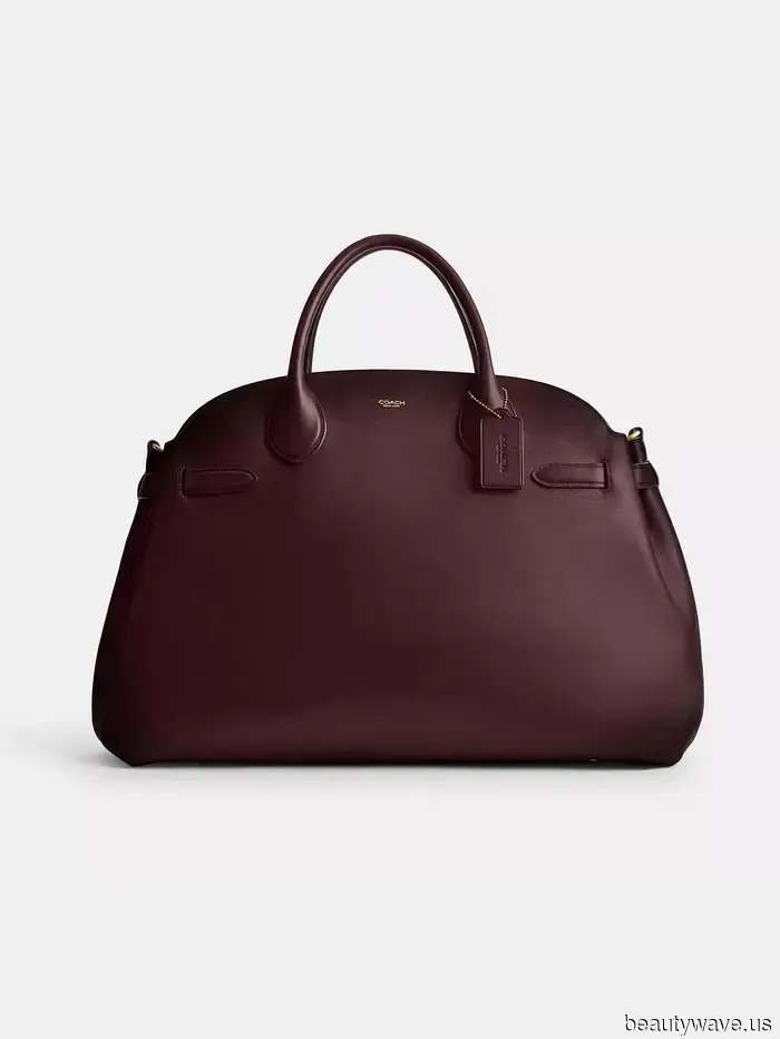 Face the Facts: These 8 Bag Trends Became Outdated in 2025