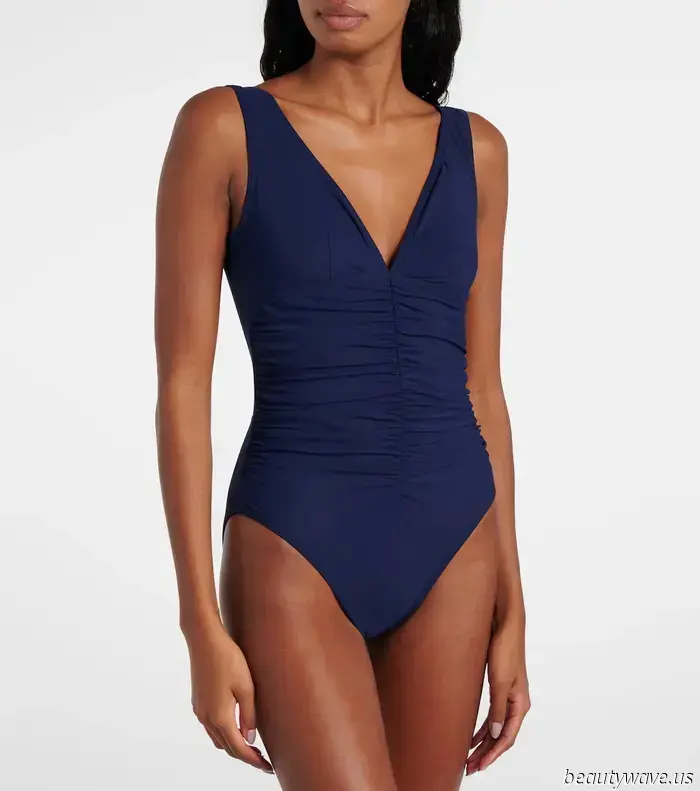 My Trick for Buying Shoes, Along with the Swimsuit I've Had for Ten Years