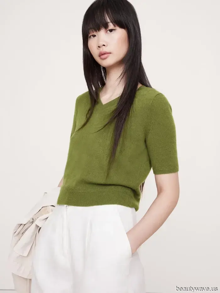 No Need for Color Coordination—This Summer Outfit Trend Is All About Fashion Happiness