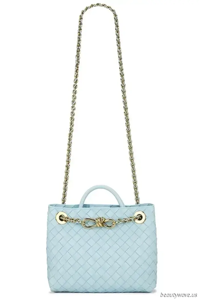 In case you're curious, here are the bag and shoe colors that perfectly complement the powder-pink trend.