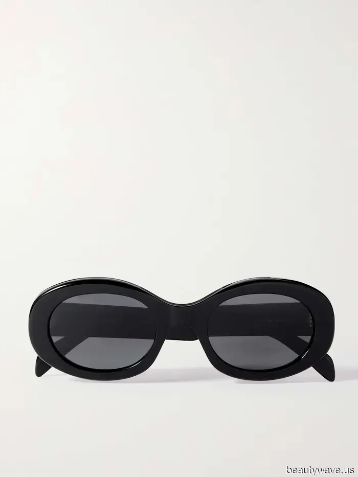 I just browsed through hundreds of items on Net-a-Porter—here are 25 that caught my eye.