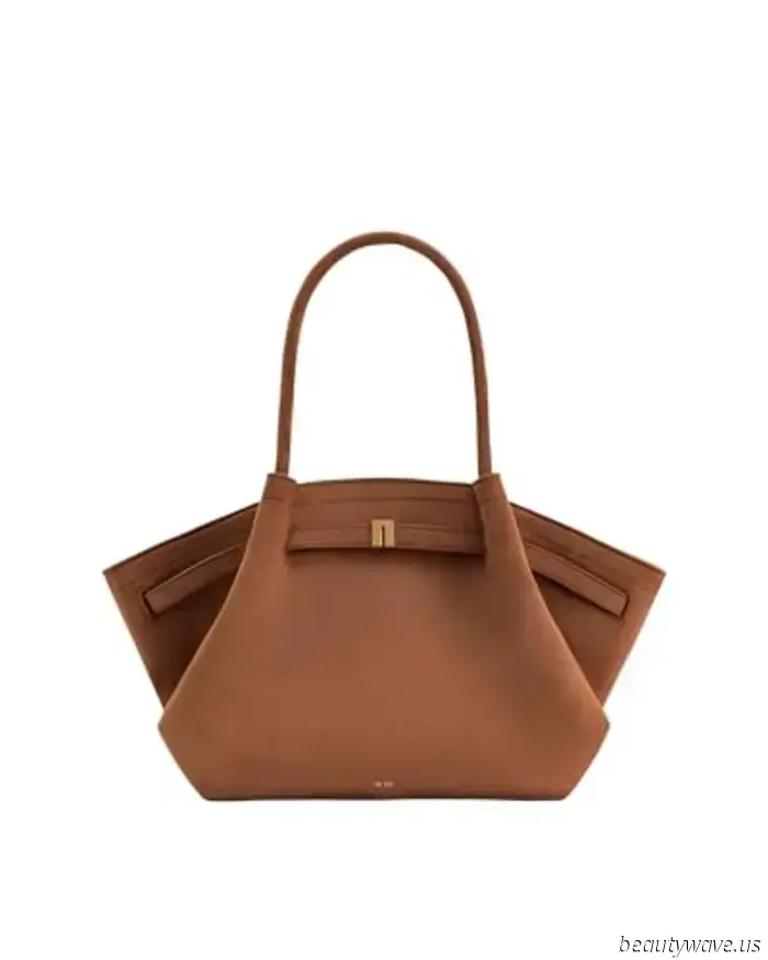 Questa combinazione di colore vestito e borsa sembra di livello Riviera, ma l'ho appena comprata in saldo.