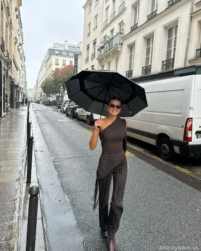 Lo Stile di Stivale Senza Tempo che le Persone con Gusto Chic Preferiscono Silenziosamente ai Modelli con Punta Rotonda