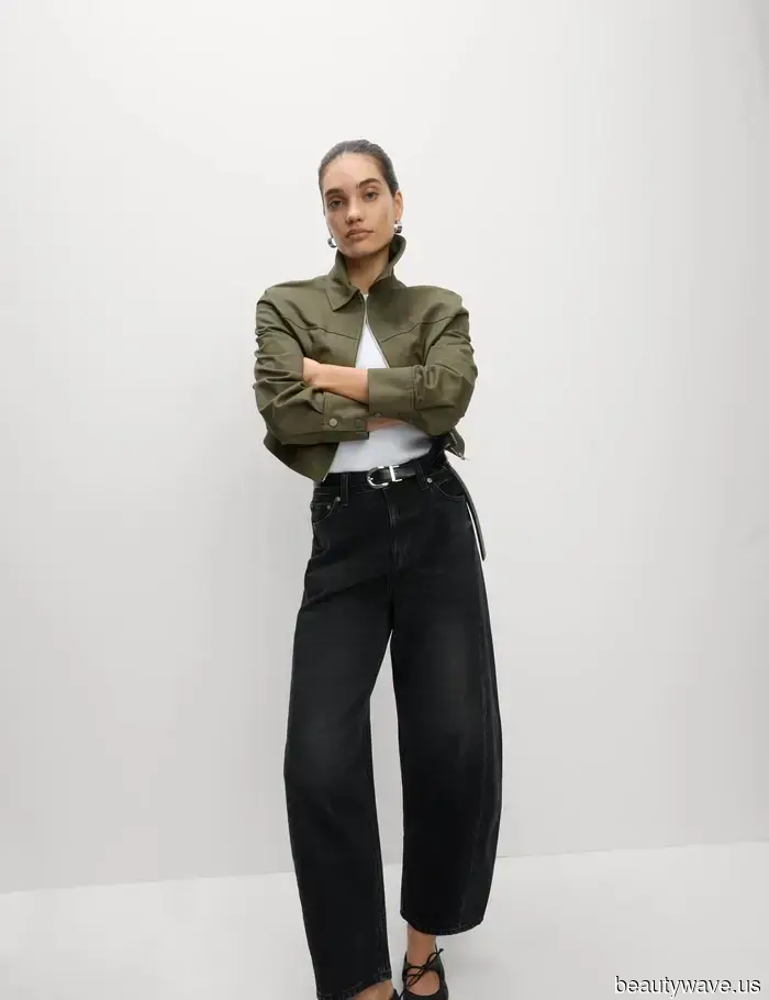 Every fashionable individual I know has a pair of M&S jeans—this is the chic look I frequently wear.