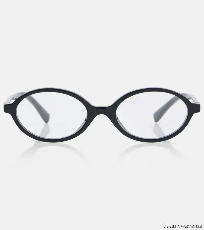 23 Must-Have Items My Trendy Gen Z Colleagues Are Purchasing for Summer