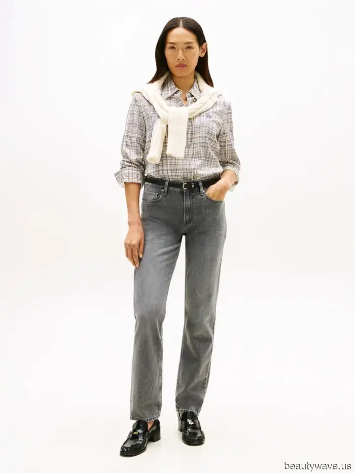 Ho fatto la ricerca: ogni It Girl francese inizia la sua capsule di primavera con questi 8 capisaldi.