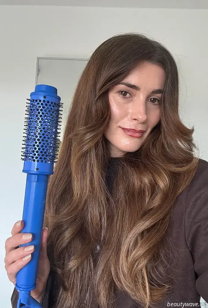 I miei capelli non hanno mai ricevuto così tanti complimenti da quando uso questo strumento 3-in-1 per capelli.