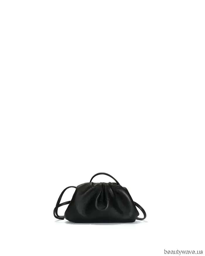 My friend inquired about how to achieve a polished look with jeans and a coat—I shared these 7 stylish outfits with her.