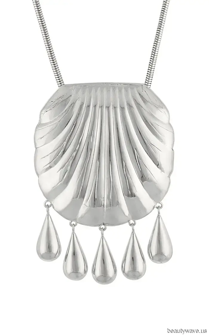 Il Costo Per Indossare È la Matematica Femminile a Cui Vivo&mdash;5 Investimenti nel Guardaroba di Cui Non Mi Pentirò Mai