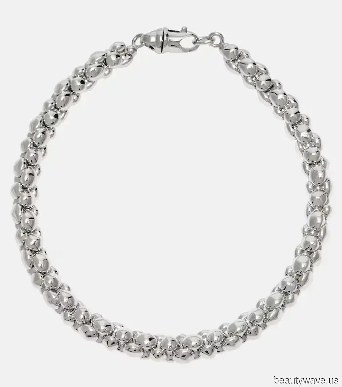 5 Jewelry Trends I'm Investing In This Summer to Elevate My Simple Outfits and Make Them Look Chic and Luxurious