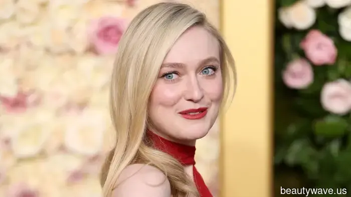 If Princess Diana owned a Margaux Bag, she would style it just like Dakota Fanning did.