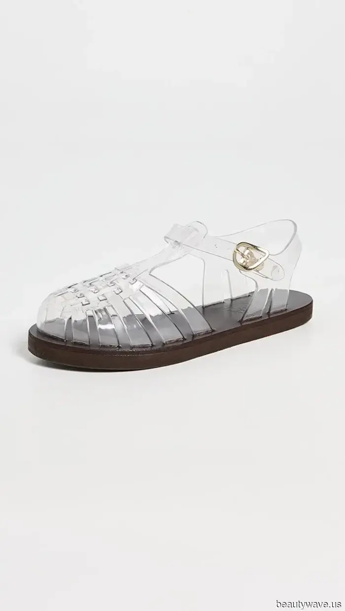 I would characterize these 21 purchases from the Shopbop sale as "It Girl on a Budget."