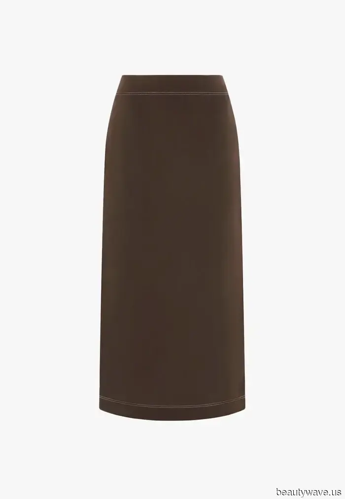 I never believed that animal print could appear classy and elegant, but these seven outfits have changed my mind.