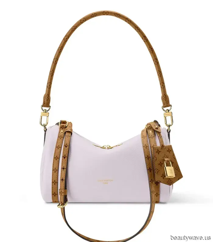 Это новая сумка, которую все будут носить с темным денимом этой зимой.