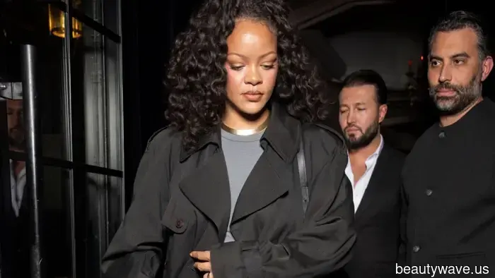 Fashionable mothers will be returning to this Paris-endorsed outfit formula throughout the fall season.