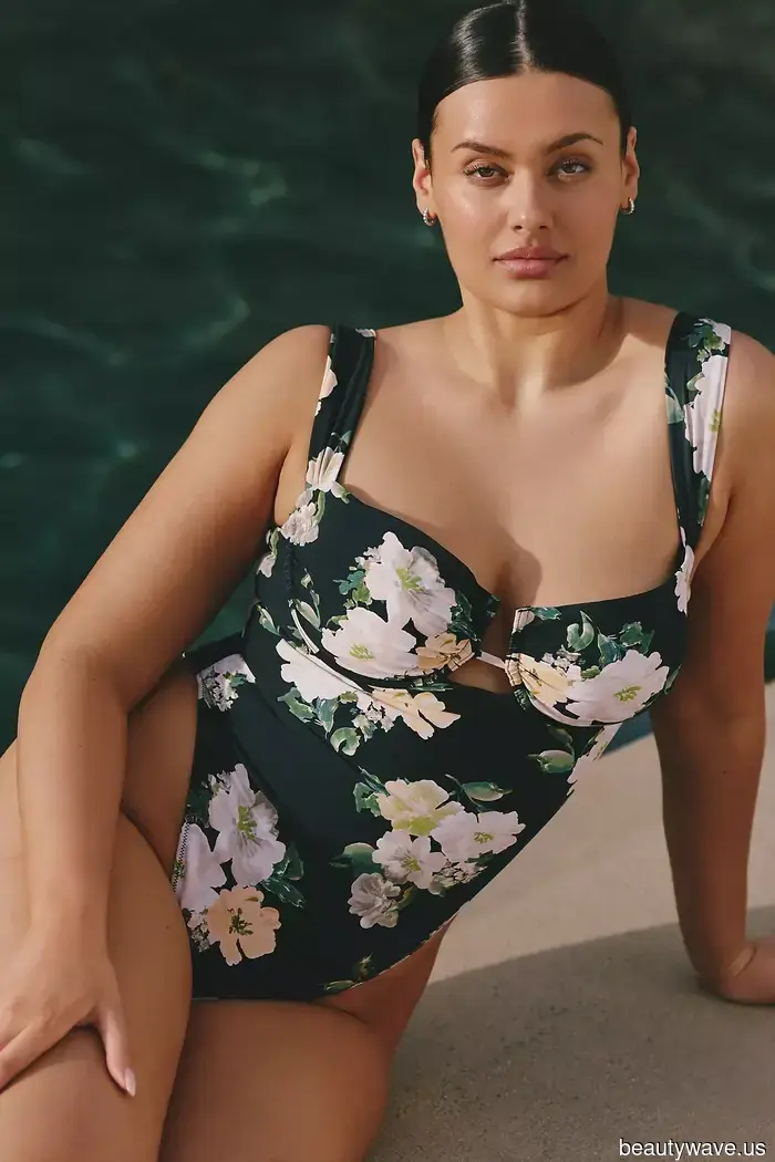 30 Stylish One-Piece Swimsuits That Have Made Me Forget Bikinis