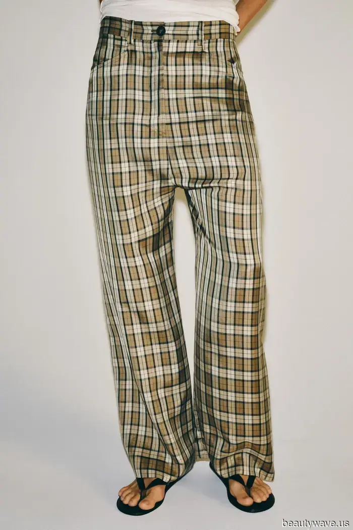 Il plaid per l'autunno non è rivoluzionario, ma questi 30 pezzi cool lo sono.