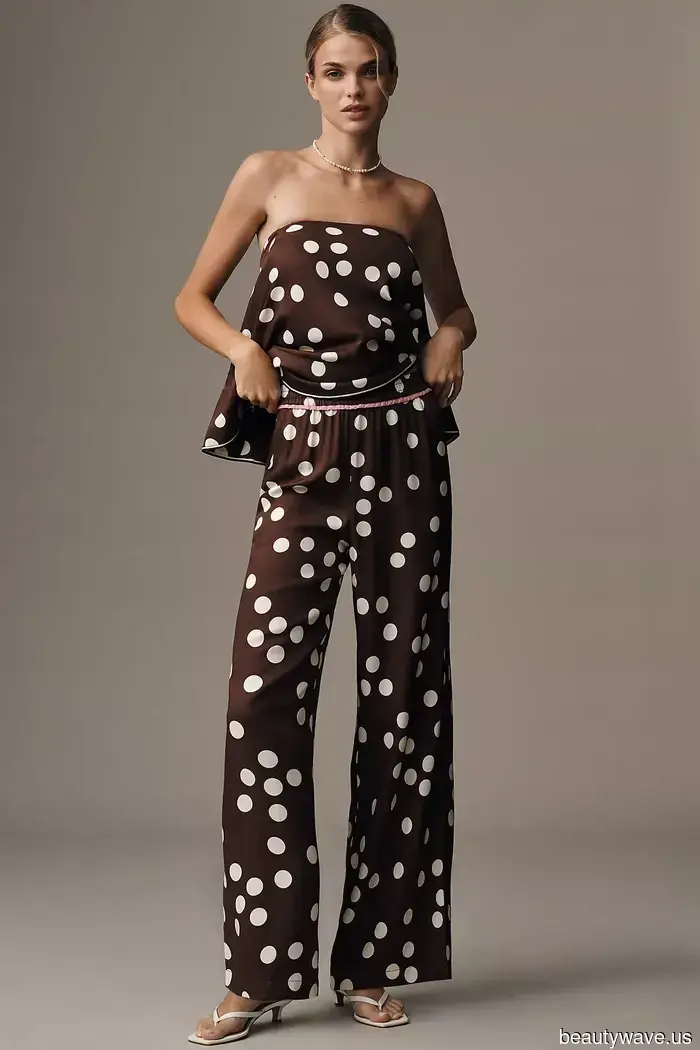 The Top-and-Pants Set That Appears Like Loungewear Yet Exudes High Fashion