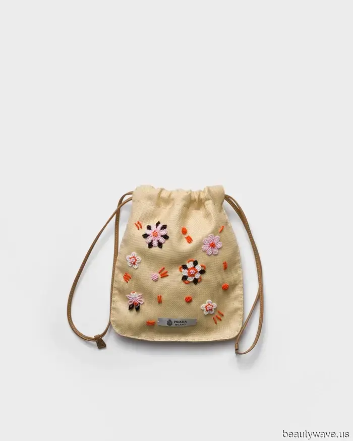 Not a Clutch—The Evening Bag Has Been Revamped to Reflect This It Girl Trend for 2026.