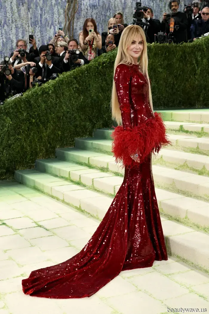 Nicole Kidman e sua figlia hanno indossato la tendenza dei vestiti da invitata al matrimonio più grande dell'estate 2026 al Met Gala.