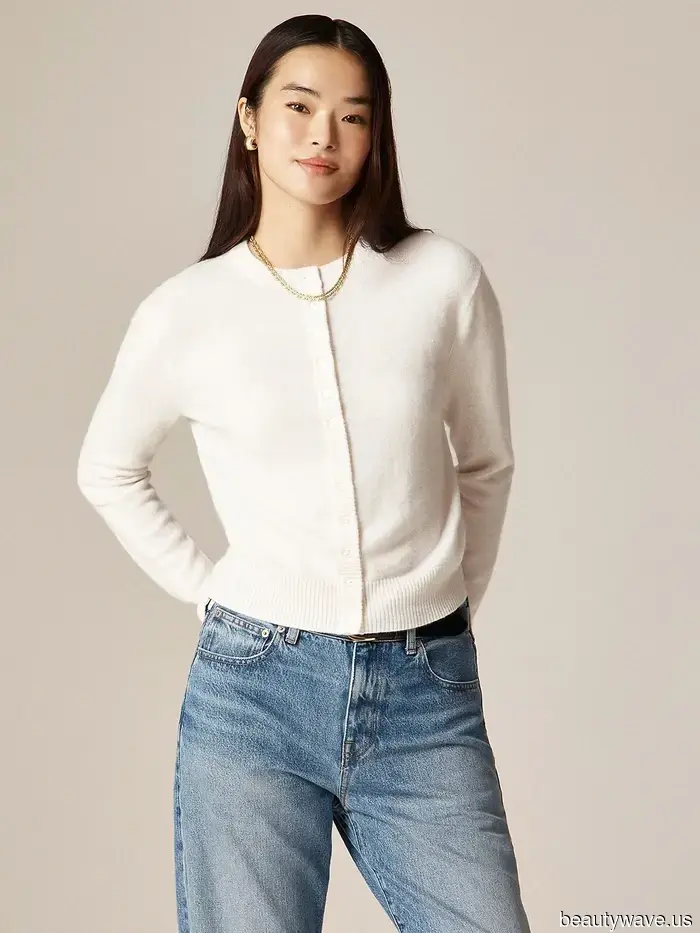 Cualquiera puede usar un cárdigan, pero solo las personas de moda los usan así *como este*