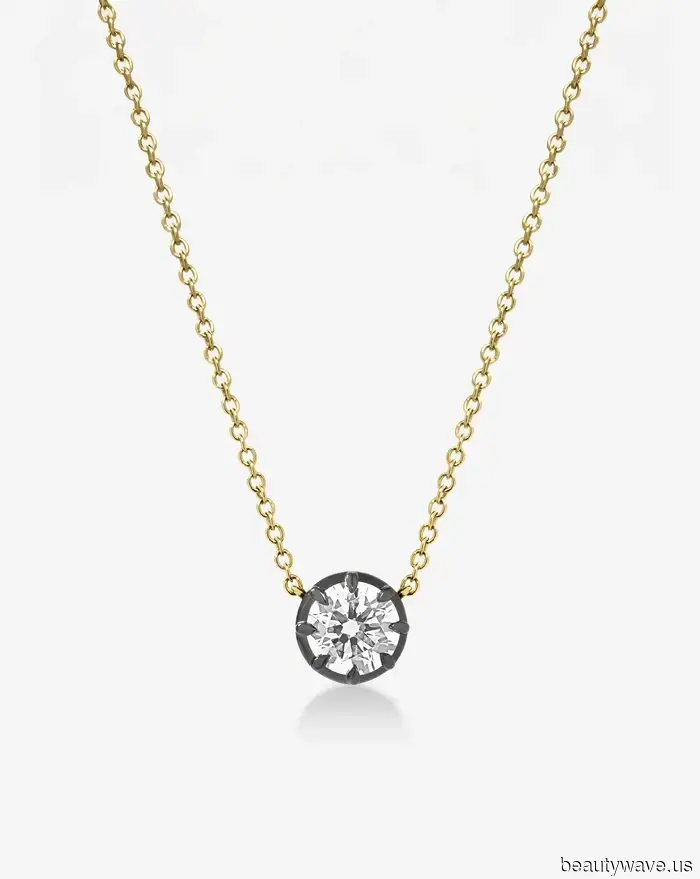 Once Considered Outdated, This Vintage Jewelry Trend Is Now Shaping the Most Desired Items of 2026.