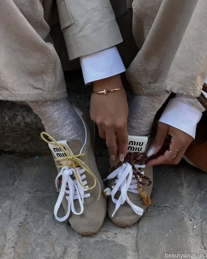 Entschuldigung, weiße Sneakers&mdash;Modebewusste Menschen wählen stattdessen diese 5 Sommerfarben.