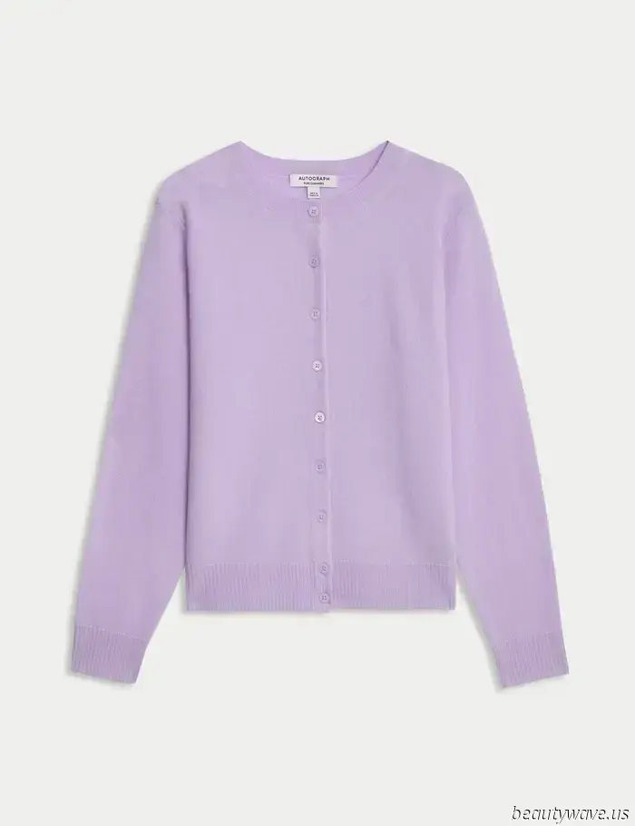 Spotted in Paris: The Two Color Trends Everyone Will Wear Together This Fall