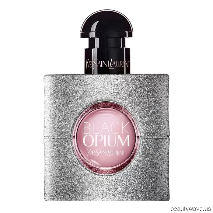 I can't demonstrate it, but I'm convinced that these glittering scents make my outfits appear more luxurious.