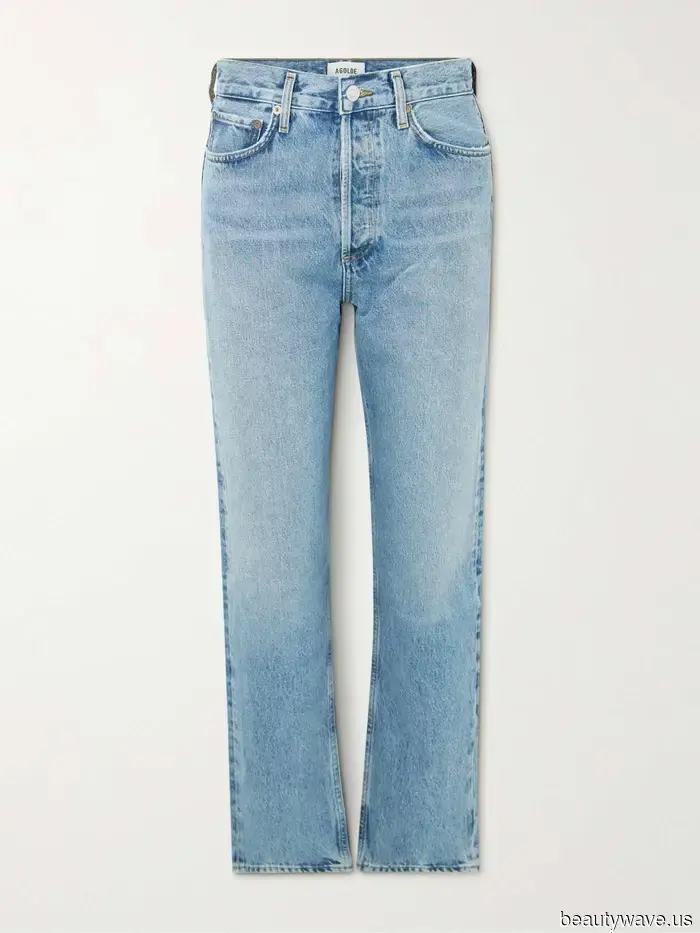 Seen in LA: The Stylish, '90s-Influenced Jeans and Jacket Set That Hailey Is Introducing to 2026