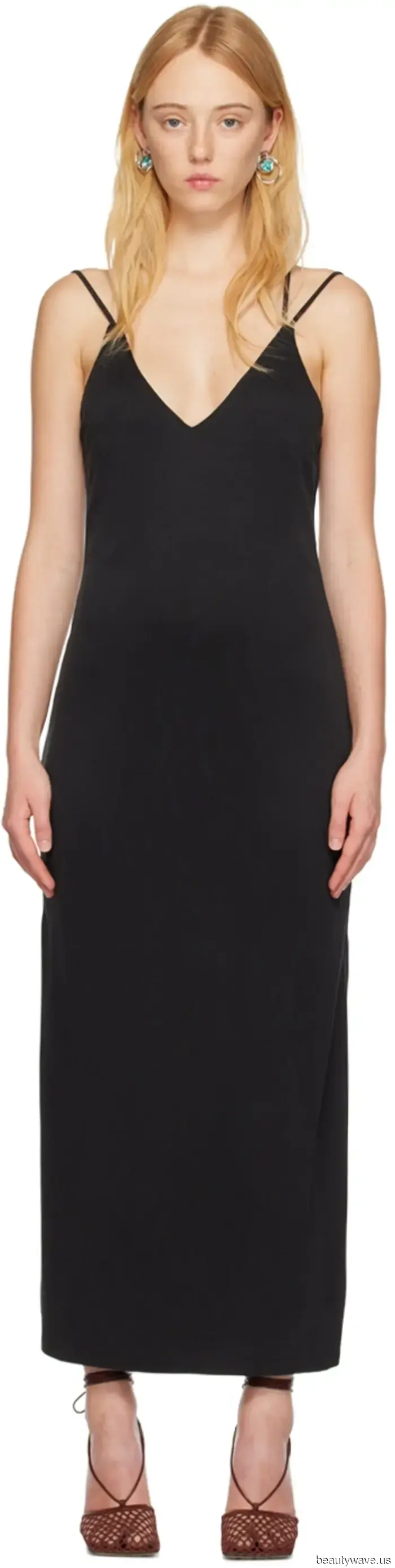 If you’re purchasing just one dress this summer, choose this classic '90s silhouette.