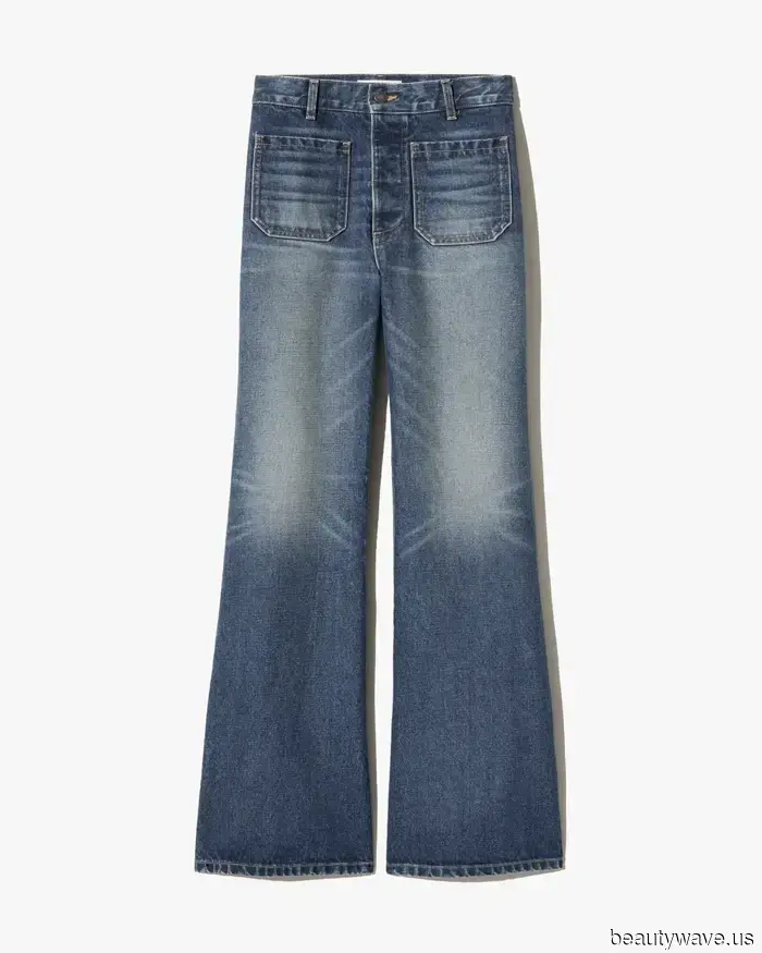 These designer jeans give me the feeling of being an adult with great credit and even more refined taste.