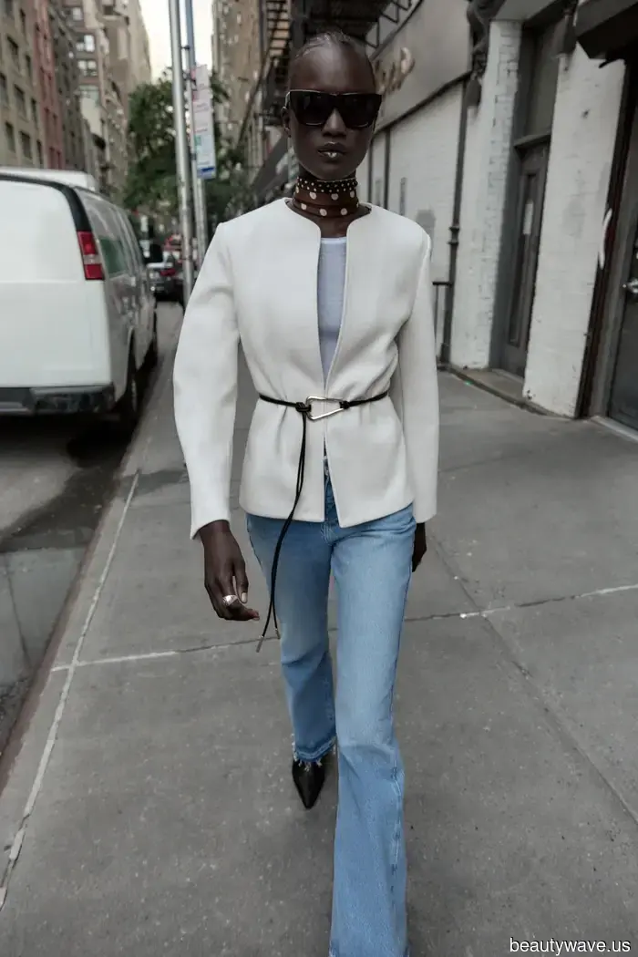 Fashion enthusiasts in Paris are donning these refined basics—these pieces will give any outfit a distinctly 2026 vibe.