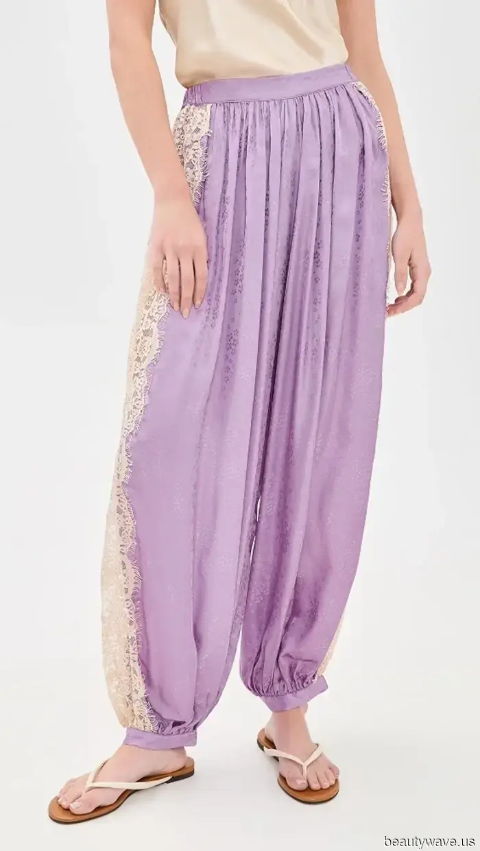 Stylish Moms Are Aware That the Trendiest Early-Morning Ensembles Feature This Pant Style.