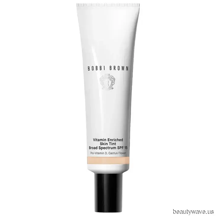 "Devon Aoki Makeup" is ideal for round faces like mine, so I consulted an expert on how to achieve the look.