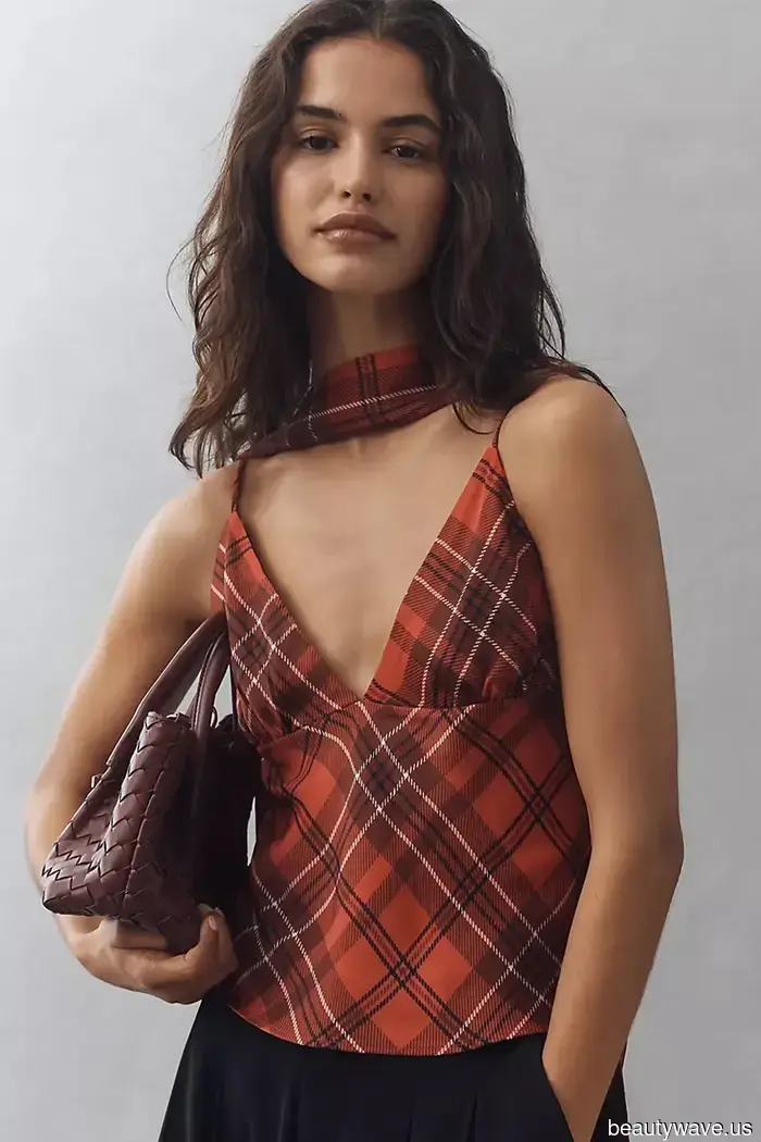 8 Print Trends for Spring 2026 That Every Fashionable Individual Is Already Sporting