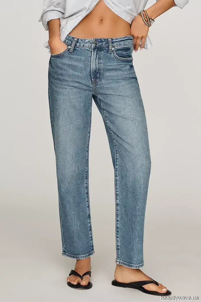 Skip the cropped jeans—opt to wear them with this shoe trend if you're worried about appearing outdated.