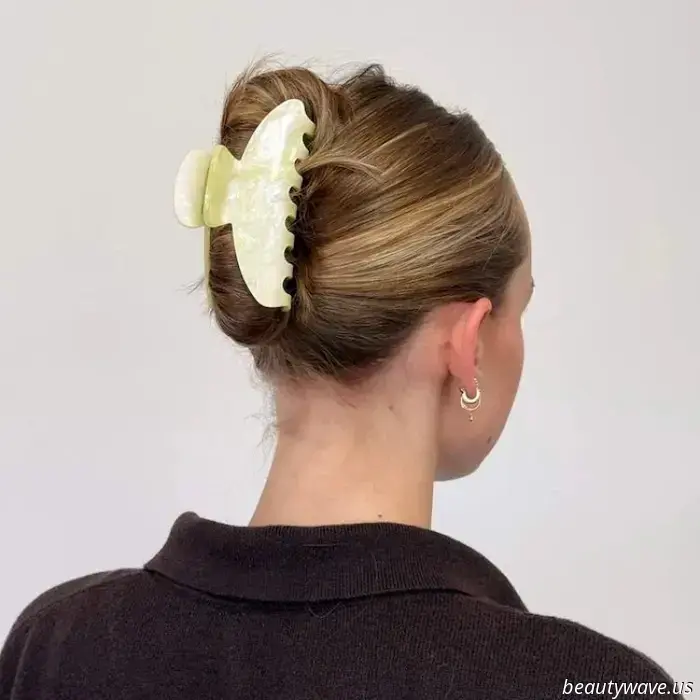 21 Essential Desk Items for Summer That Will Assist You in Leaving Work on Time
