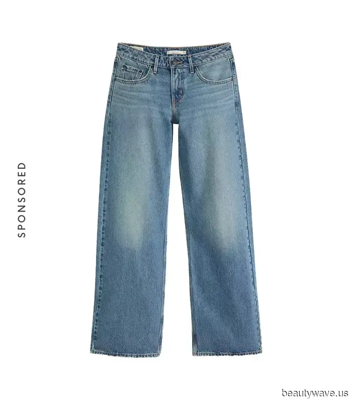 Avvistate a Tribeca e Beverly Hills: I 2025 Modi in cui le It Girl della Gen Z Indossano le Ballerine