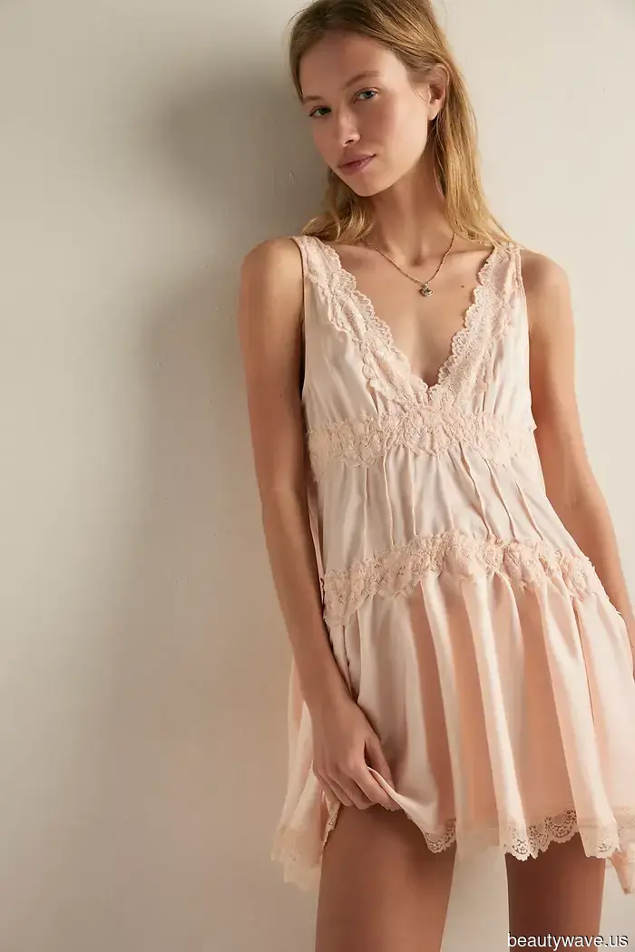 Apologies, Summer—I'm focused on Fall now—5 Transitional Trends I'm Exploring From Free People.