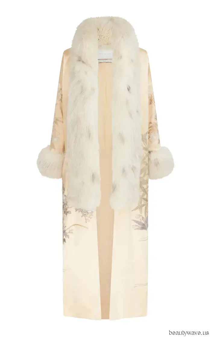 Every It Girl's seasonal wardrobe features this stylish coat trend that transitions from winter to spring.