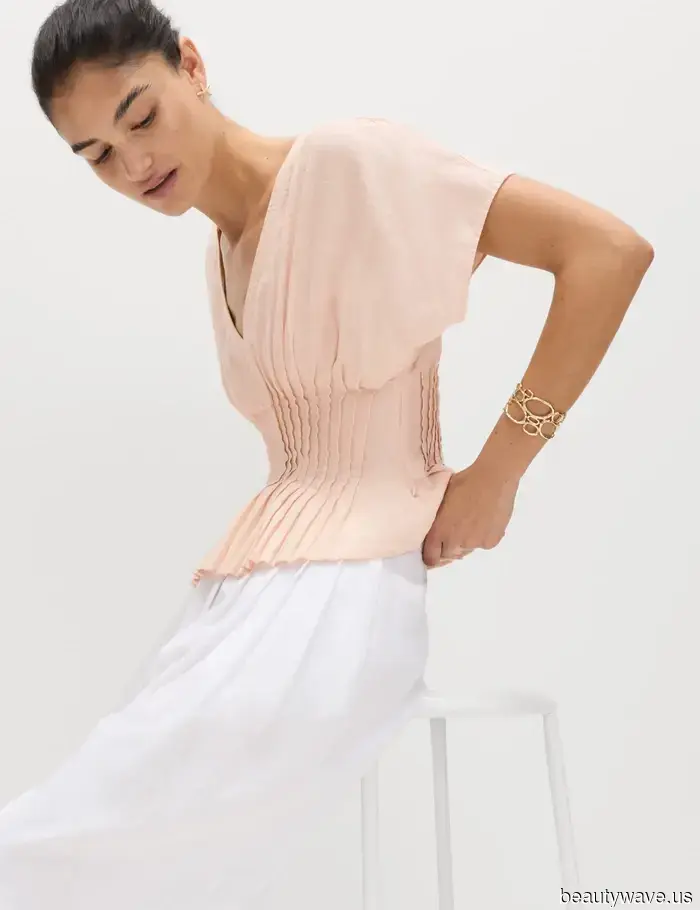 Not Denim, Not Suede—Chic Dressers Will Be Sporting These 5 Linen Trends Continuously This Summer