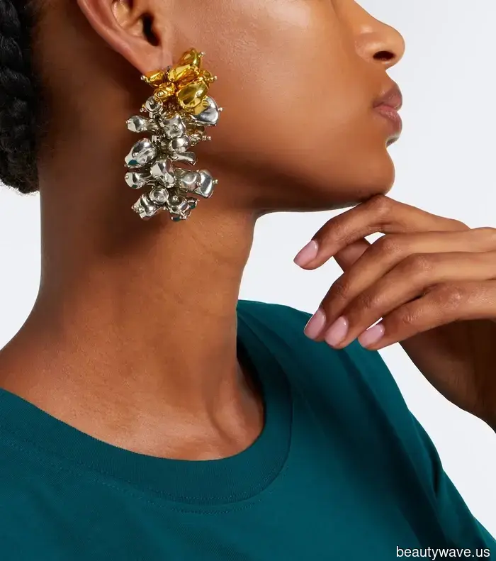 I’m declaring that these are the only contemporary jewelry brands you should keep an eye on.