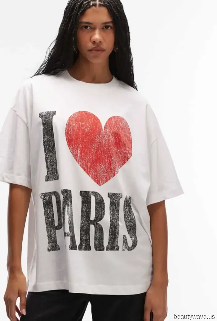 It Girls Concur: This Classic T-shirt Is the Trendy Alternative to the Everlasting Blouse
