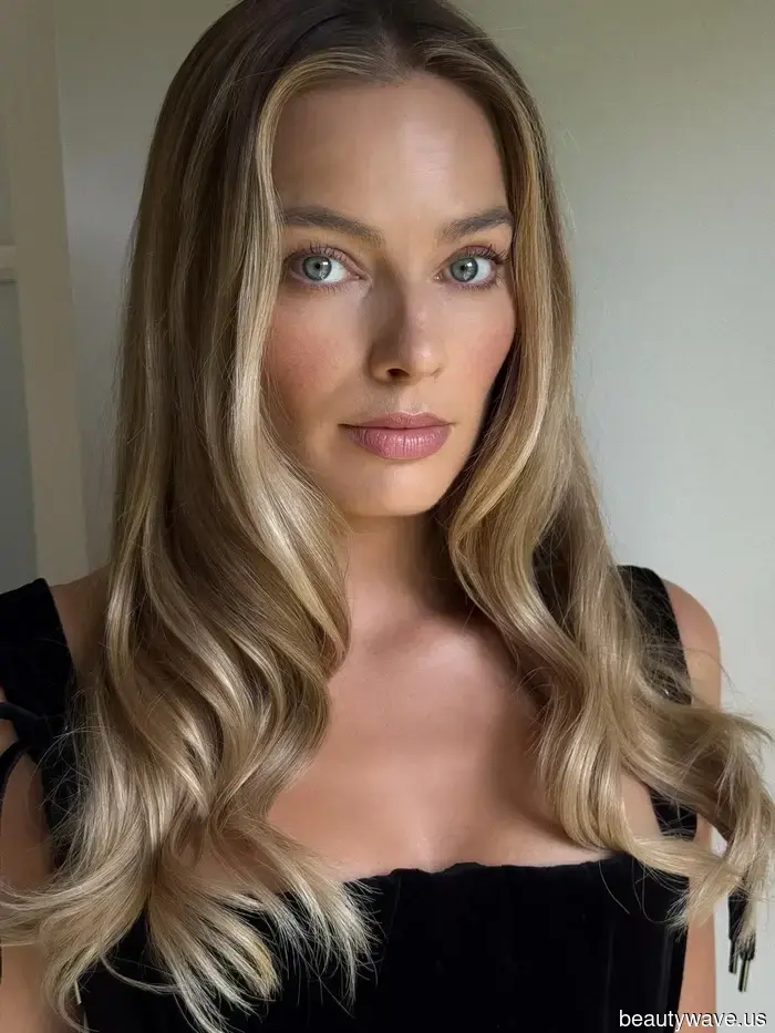 Margot Robbie is my beauty inspiration—here are 9 makeup products I know she uses.