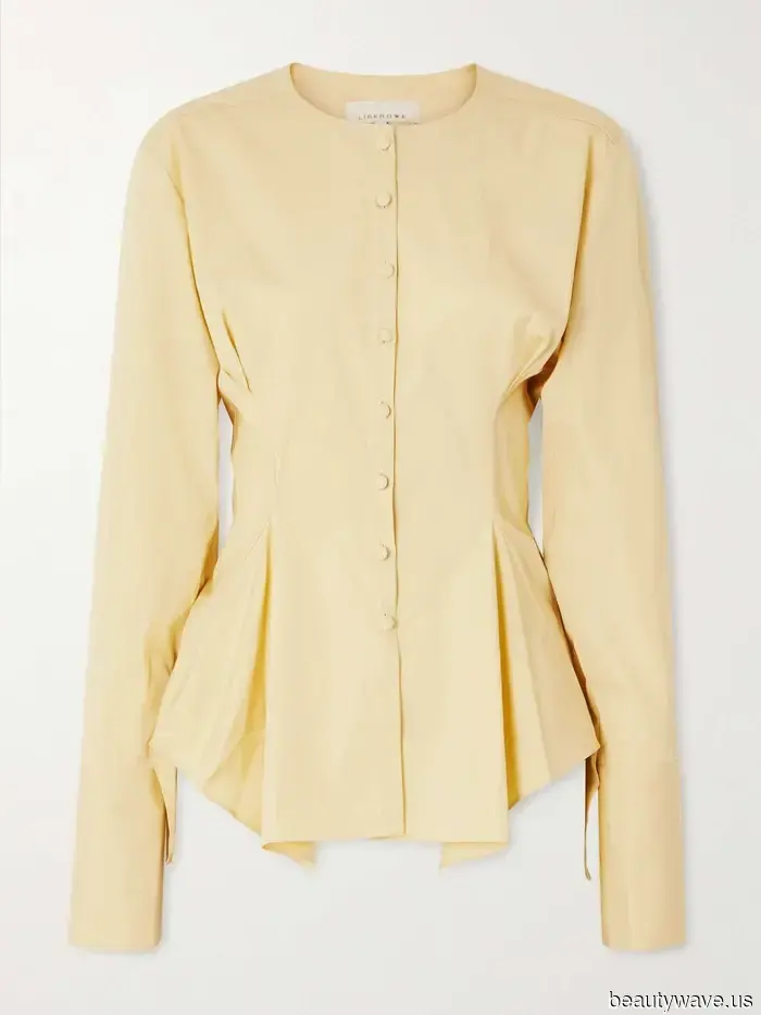 Potresti non essere d'accordo, ma queste 7 tendenze di moda estiva sono ufficialmente "superate", secondo gli esperti di moda.