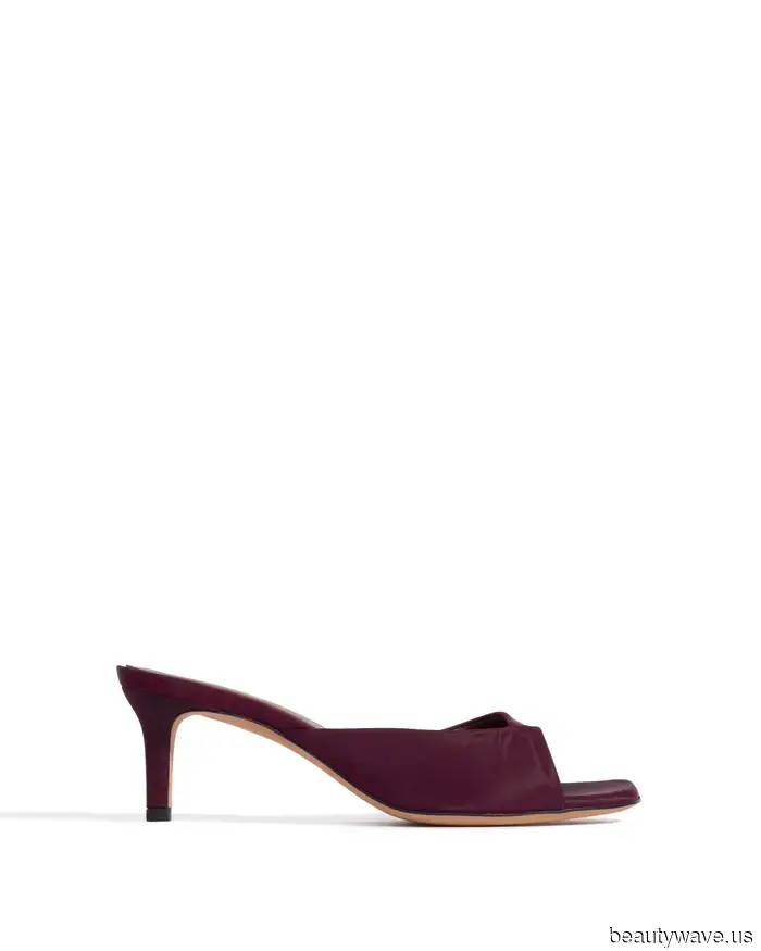 The new Fall 2026 footwear is arriving, and I'm completely confident that these 33 styles will be sold out.