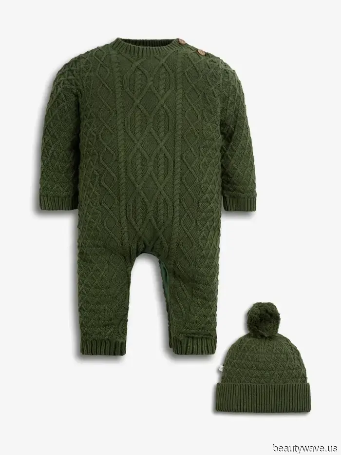 I'm a Stylist and mother of two—here's how I dress my children for the holiday season.