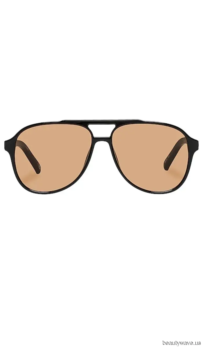 Ho impostato il limite di prezzo di ricerca Revolve a $150 e ho trovato questi 44 gioielli chic.