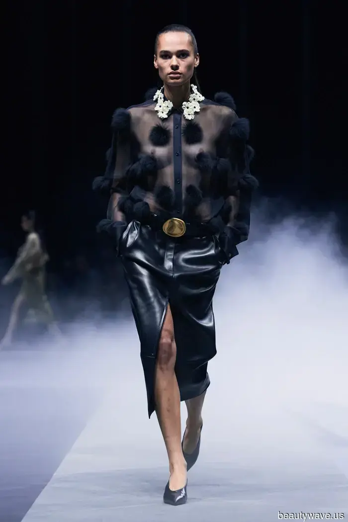 Khaite Demonstrates How to Achieve the Look of the Perfectly Sophisticated Cool Girl.